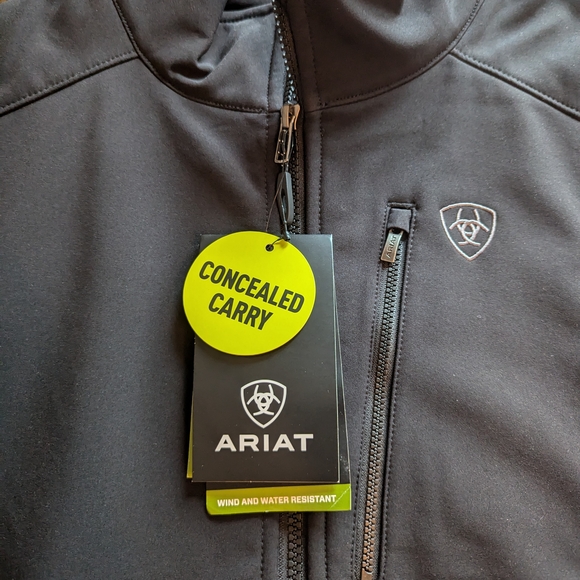 Ariat Black Zip-Up Vest - Picture 2 of 5